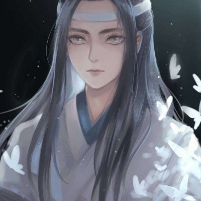 老爷爷为妻子摘花 花主人改警示牌